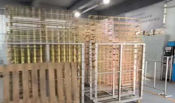 Meja Kerja Pipa Industri Terbuat dari Tabung Paduan Aluminium dengan Rak Kustom yang Dapat Dilepas Dirancang untuk Aplikasi Beban Berat